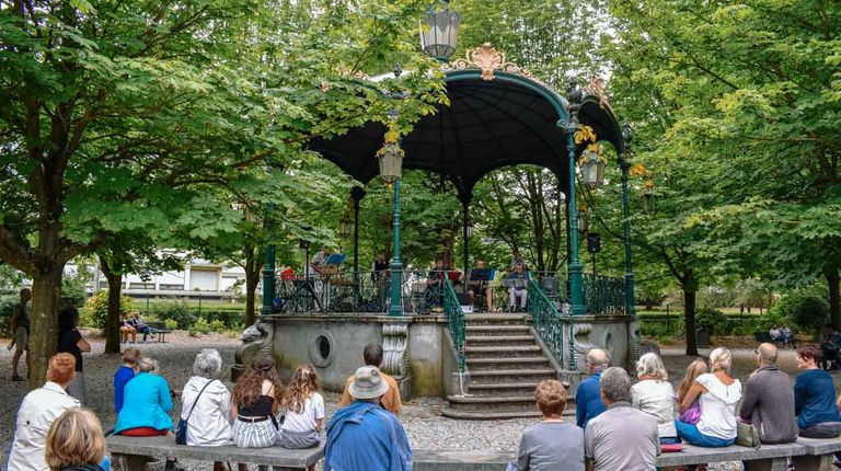 Le Kiosque du jardin public